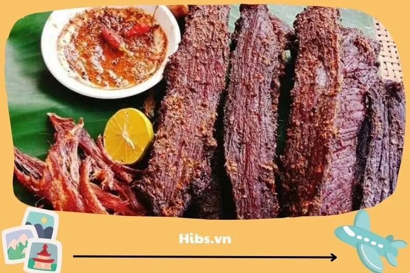 Thịt trâu gác bếp